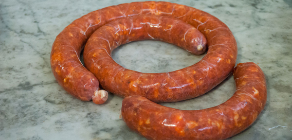 salsiccia fresca prima di essere stagionata 30 giorni produzione