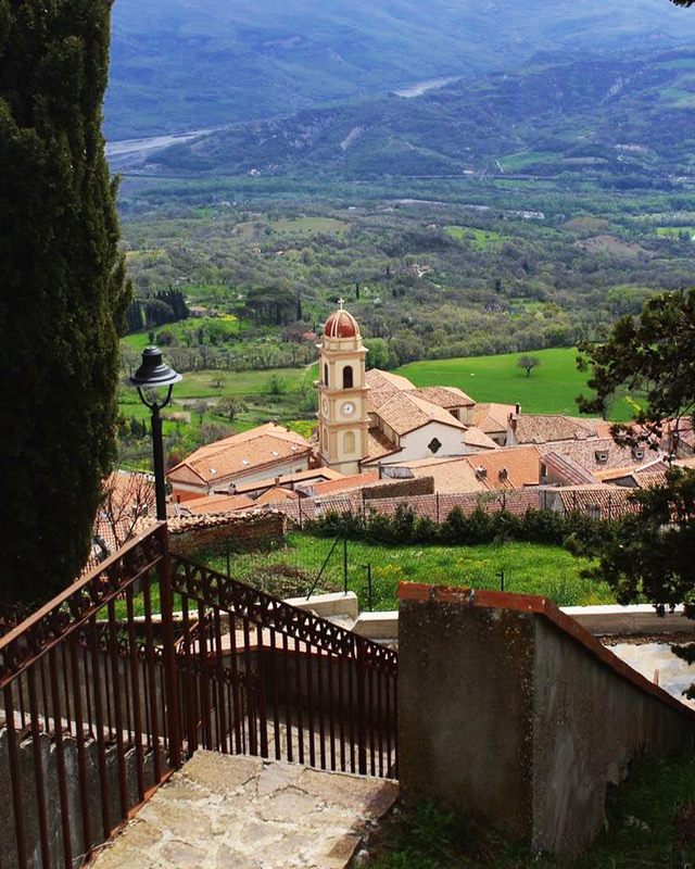 chiaromonte serbatoio borgo lucano parco del pollino