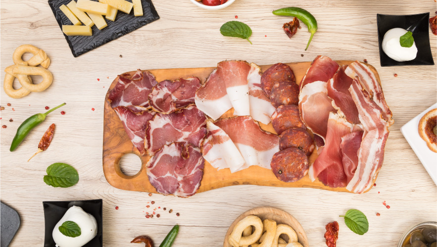 tagliere di salumi tipici lucani misti insaccati de salvo salumi aperitivi e antipasti italiani